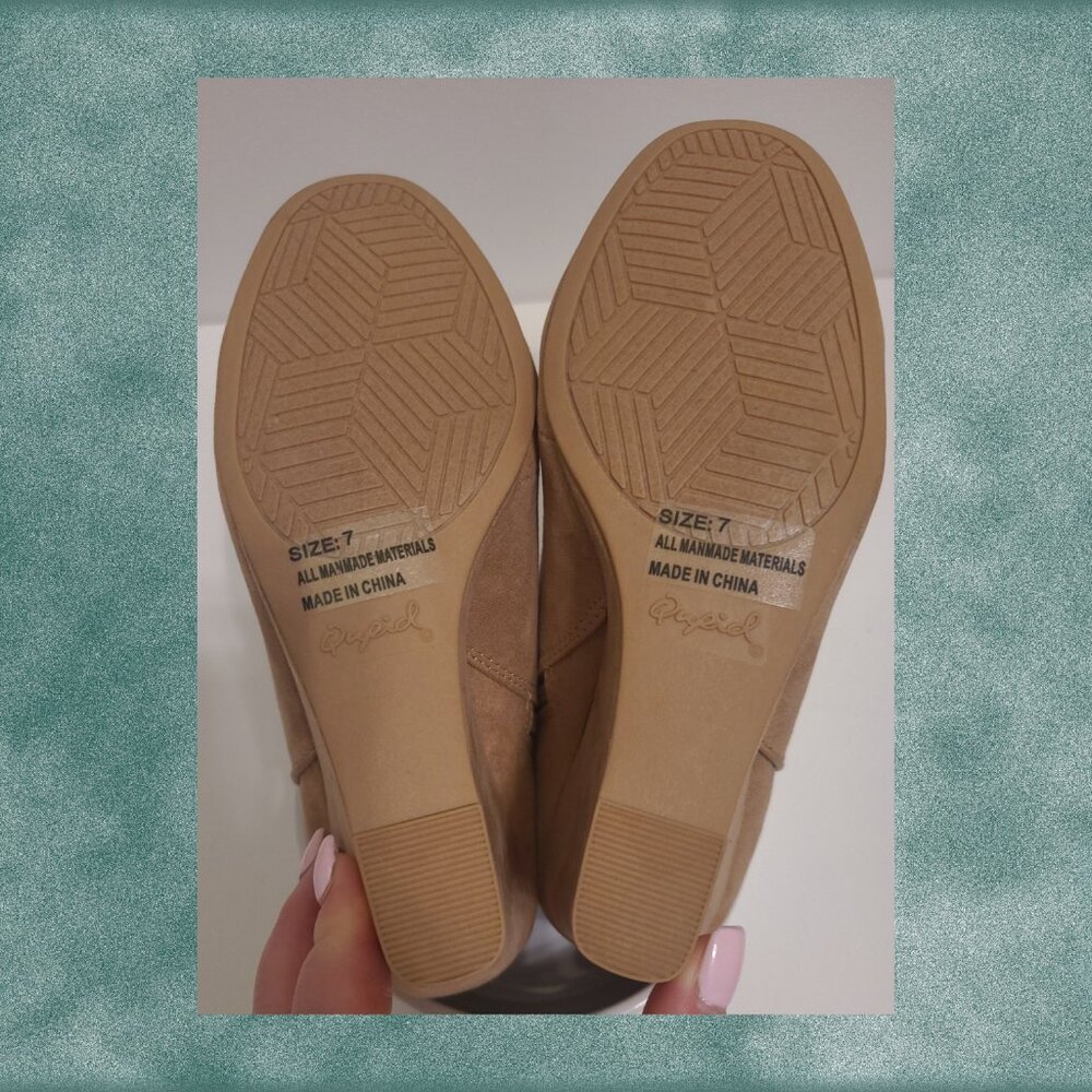Qupid Tan Suede Wedge Ankle Booties – Size 7 - Picture 5 of 8